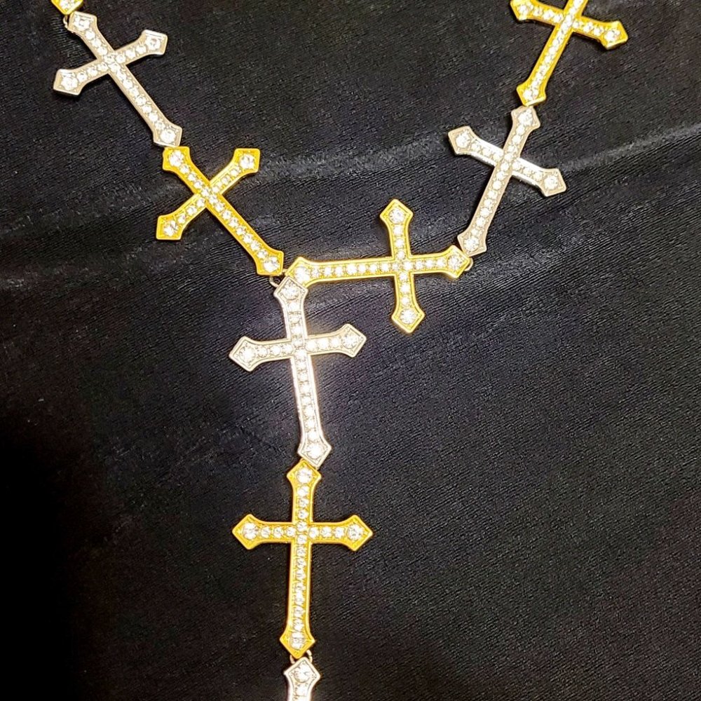 Sassy Jones Trinity Necklace